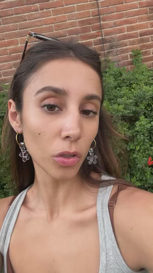 Honi Kiss Hoops